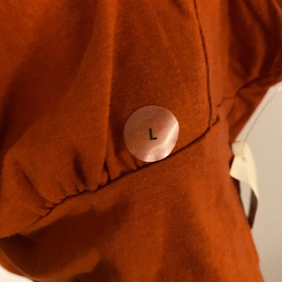 Aero trendy ruffle crop top - Picture 2 of 5